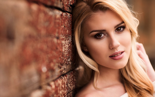 “阿特拉斯”系统展示了怎样的无人机蜂群作战？