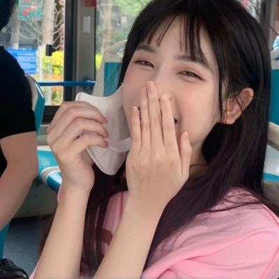 克林顿夫妇“举起白旗” 将就爱泼斯坦案赴国会作证